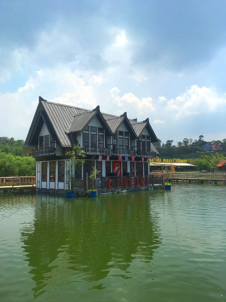 Urlaub auf einem Floating House